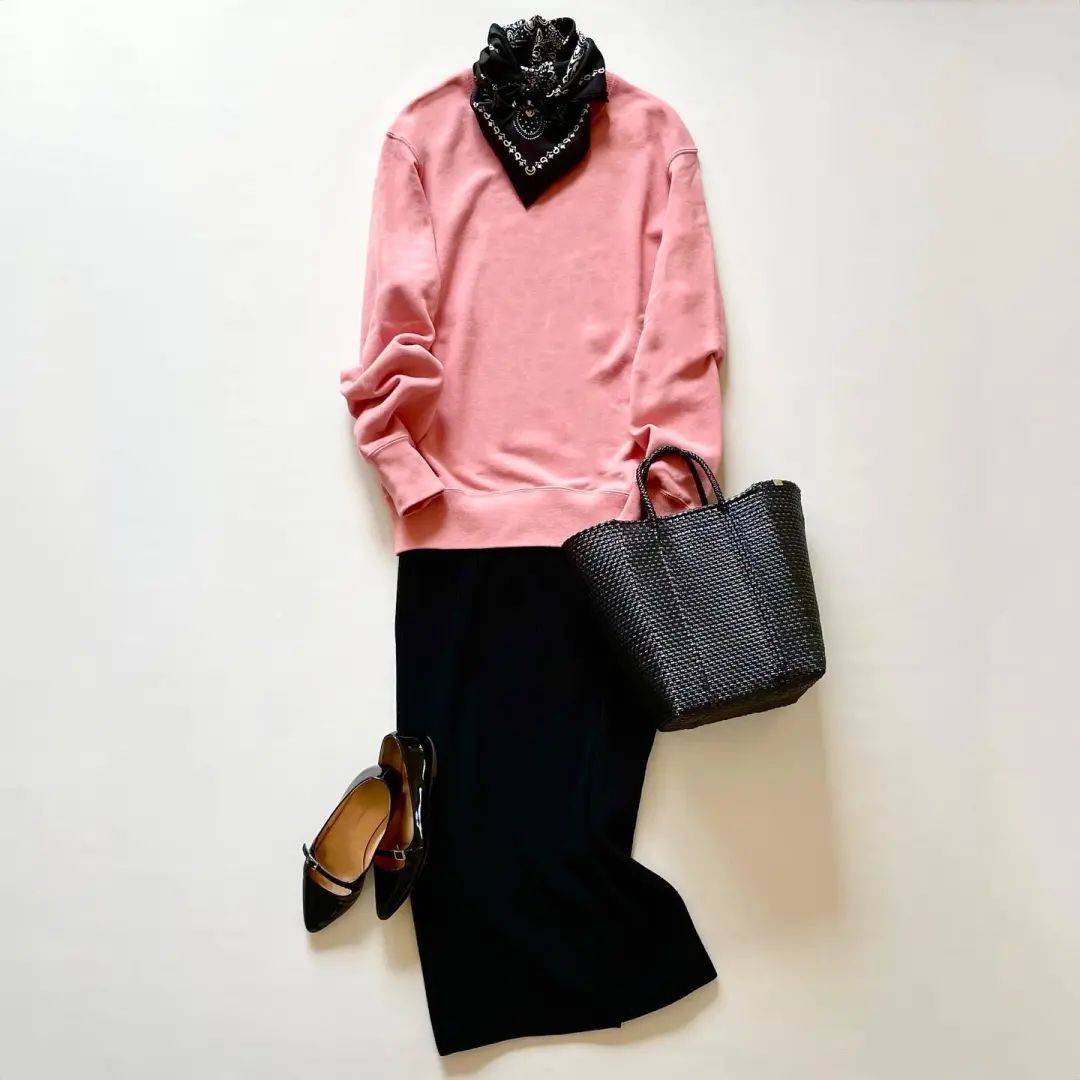 黑色 职业女性穿搭灵感 从日常到职业都在这一篇