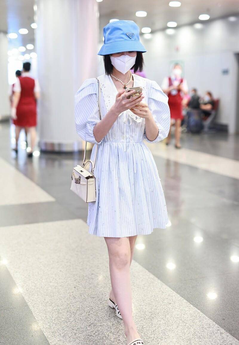 程潇膝盖发黑、肌肉发达，女星来不及修图的腿，暴露了腿精的人间真实