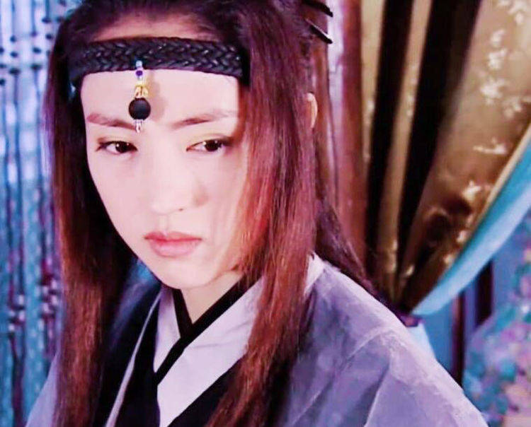 林心如的薛采月董璇的女神龙颜丹晨的嫦娥统统输给了她