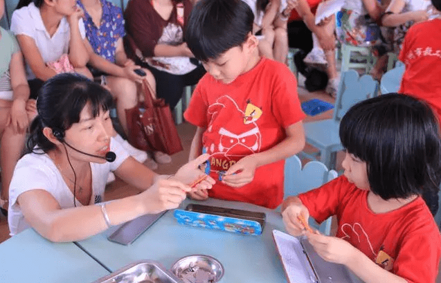 幼儿所|幼儿园传来“喜讯”，老师不再招“大专生”，孩子上学更放心了