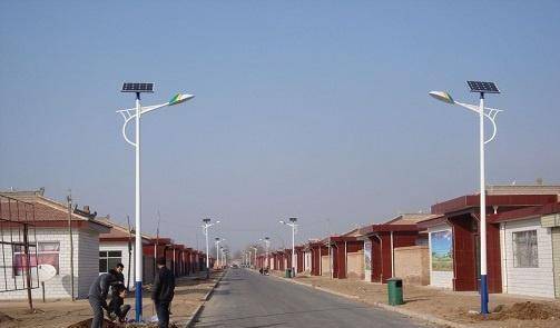 "村村亮"工程启动,免费装路灯,可没过半年,农民却说不如不装_农村