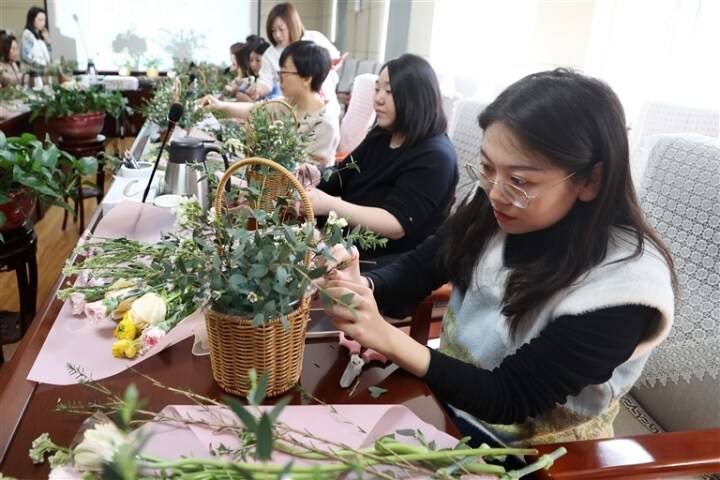 侯利军花样生活 美丽绽放