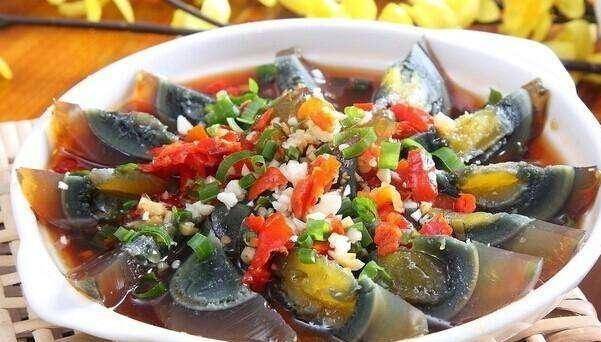 饮酒者|中国最硬气的下酒菜,老酒鬼都爱吃,图5贝爷见了却直接“认怂”