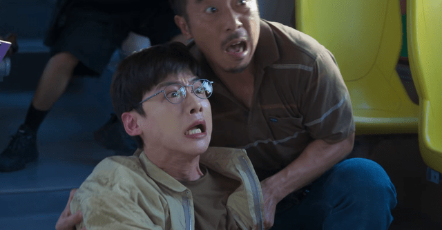 因为|厚颜无耻营销、明目张胆插广告？《开端》被骂惨，是国产剧的悲哀？？