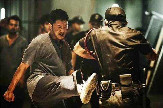 演技|牛！《水门桥》上映两天票房破10亿，大器晚成的吴京再次“封神”！！