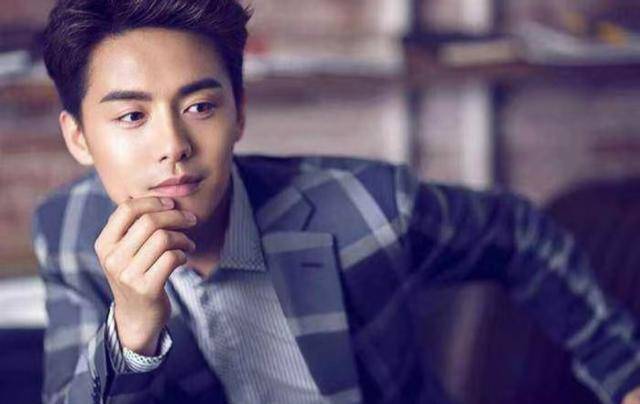 因为|五岁母亲离世，十五岁独自北漂，扛起生活重担的少年马天宇