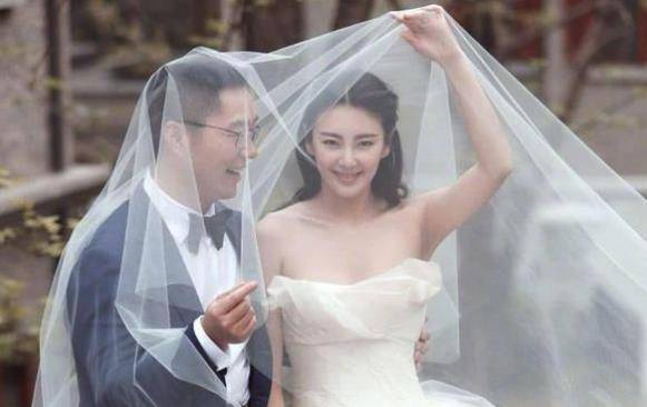 什么|女星张雨绮，争议傍身还不断惹上新争议