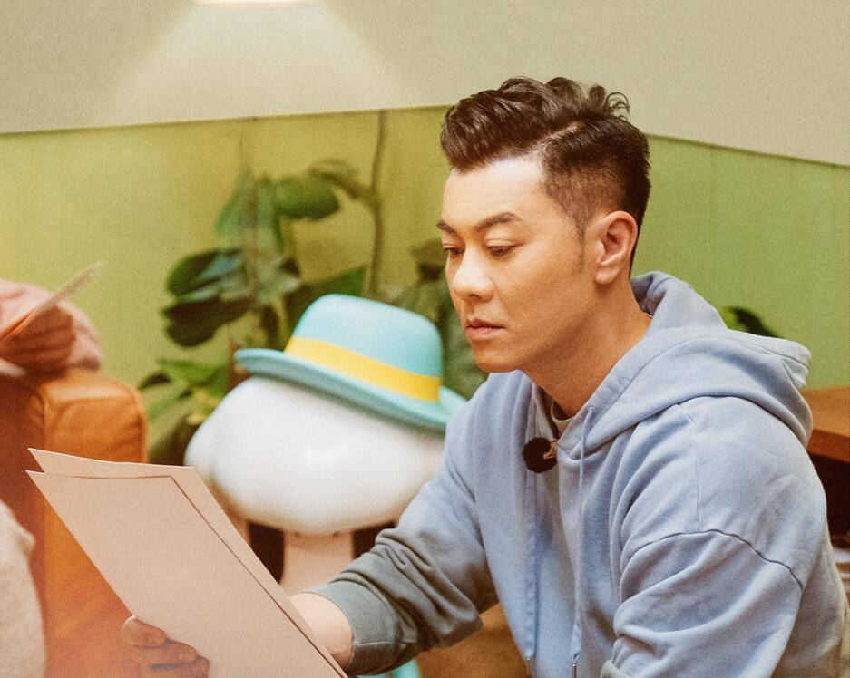 湾区|张智霖算是把《大湾仔的夜》玩明白了,四大决定让这一期直接封神??