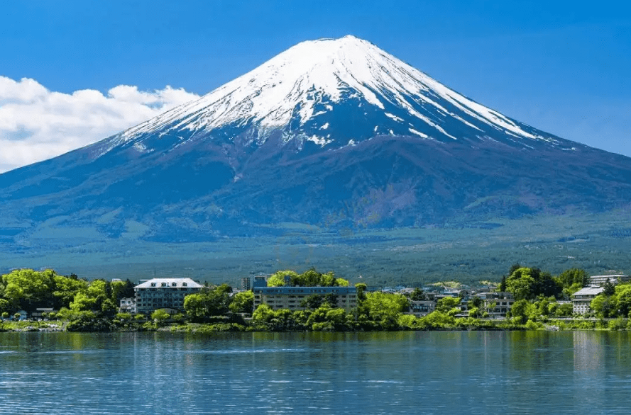  日当地动后的重大隐患，富士山火山发作倒计时，喷火口迫近300个