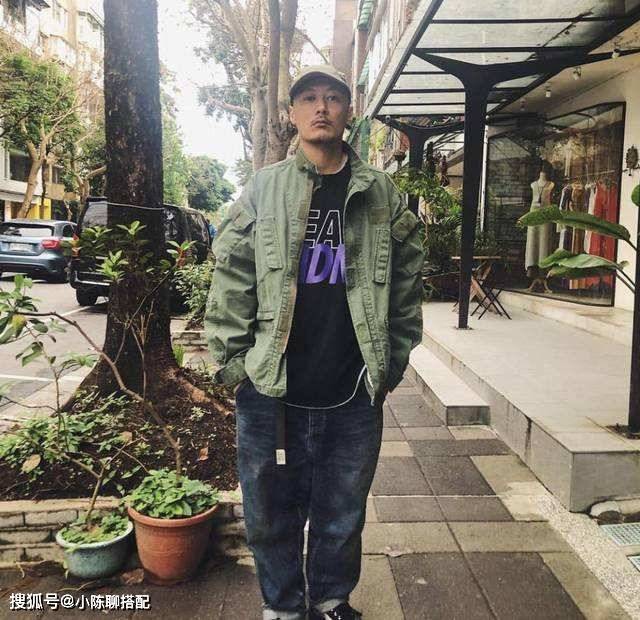 饱和度 上了年纪的男人，建议多穿这4种“年轻色”，上档次不油腻