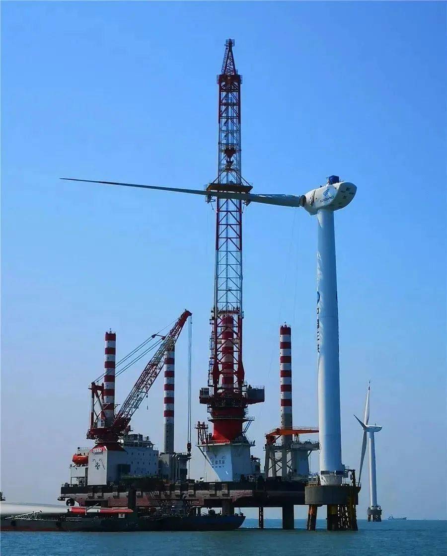 三航风和中船七〇四所中标1座1800t海上风电安装
