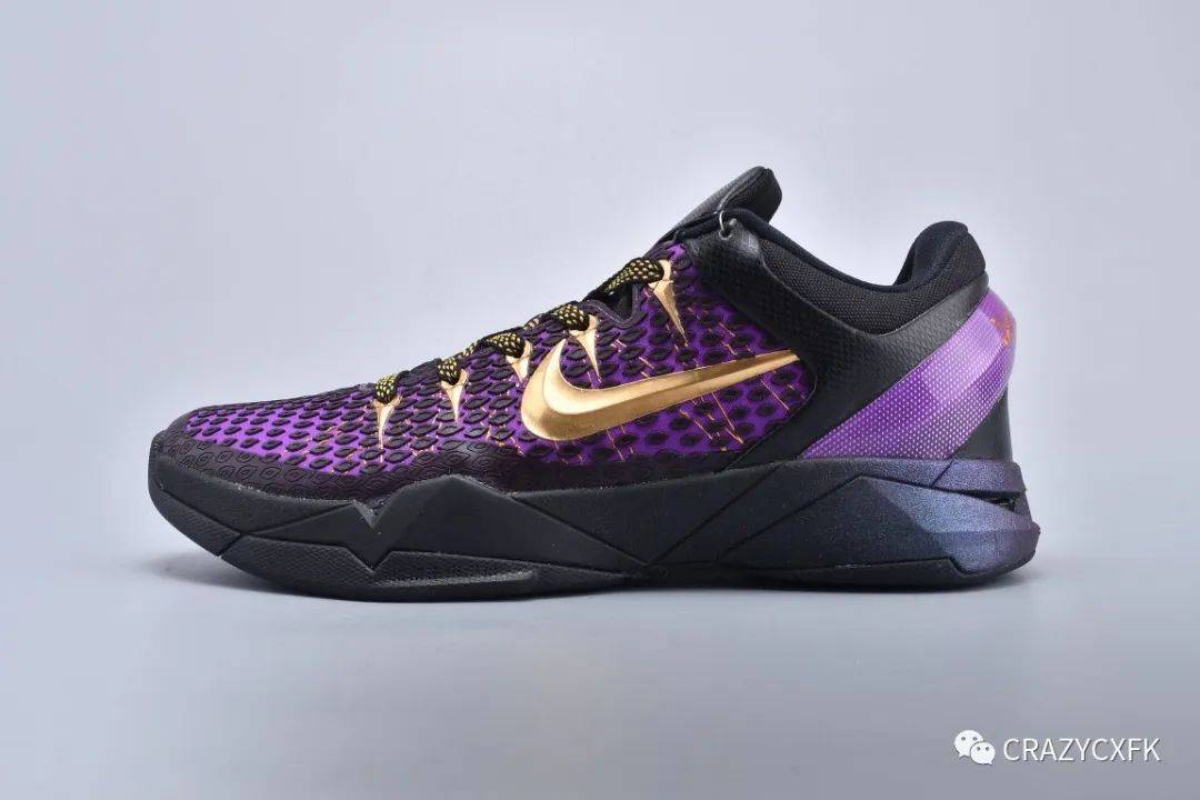 耐克nikezoomkobeviivisibilitycloak科比7代黑紫金低帮运动篮球鞋