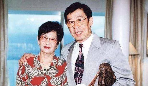 87岁TVB绿叶演员专一长情半个世纪以来只爱初恋发妻一人封面图
