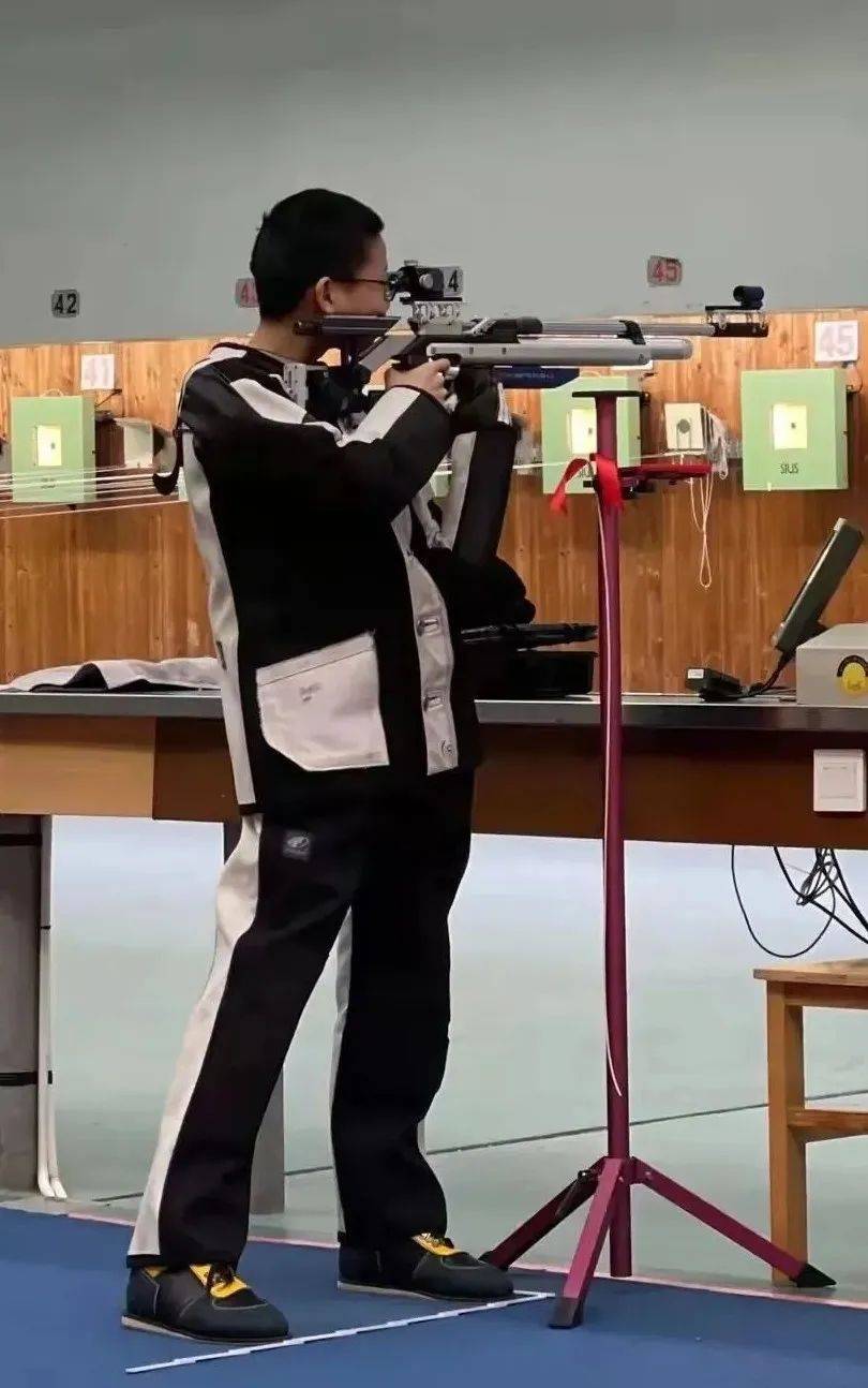 鲁泽_谢宏宇_上海市