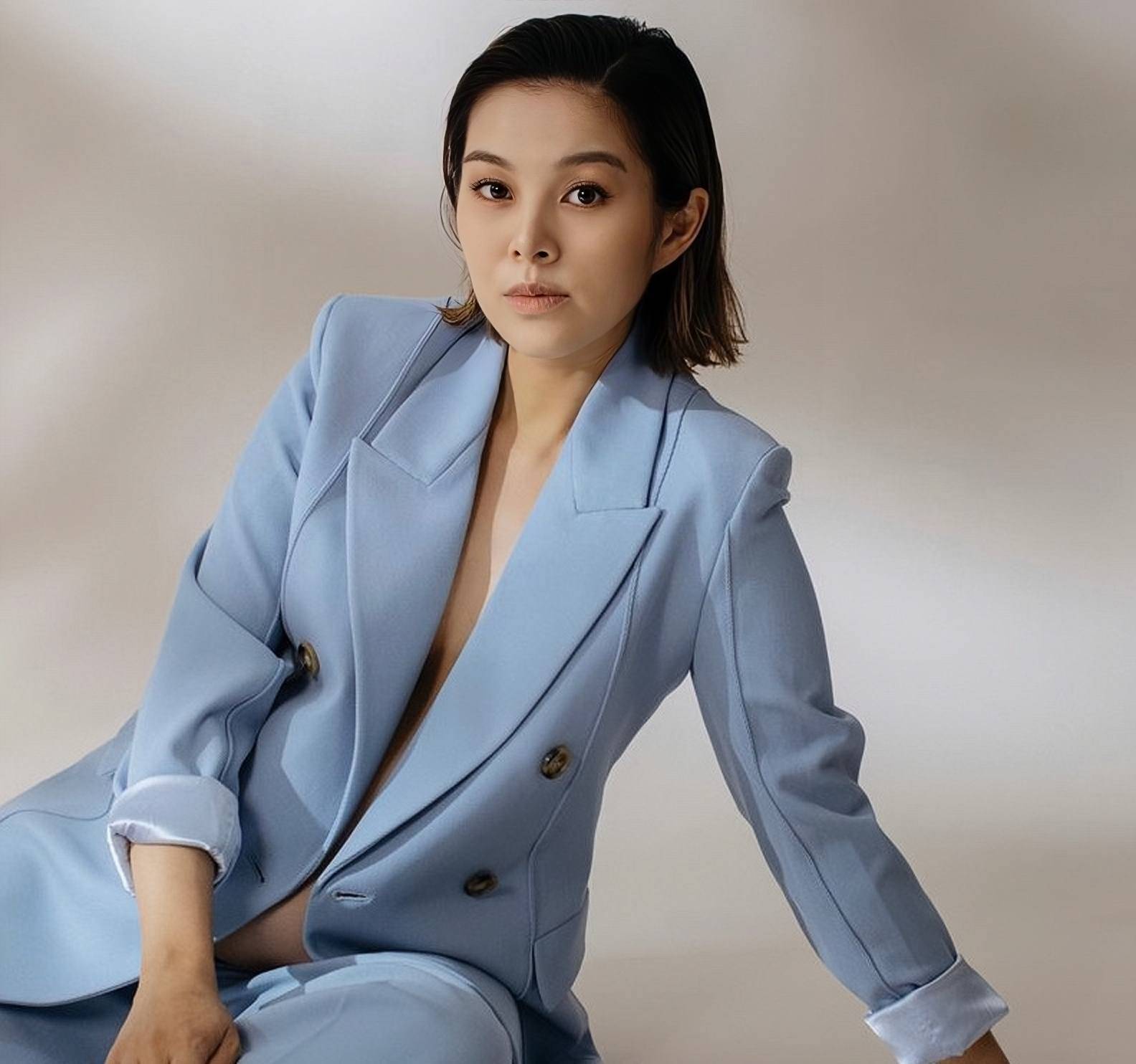 36岁tvb知名主持人二胎怀男孩,正式宣布封肚不再生_梁丽翘_宝宝_时间