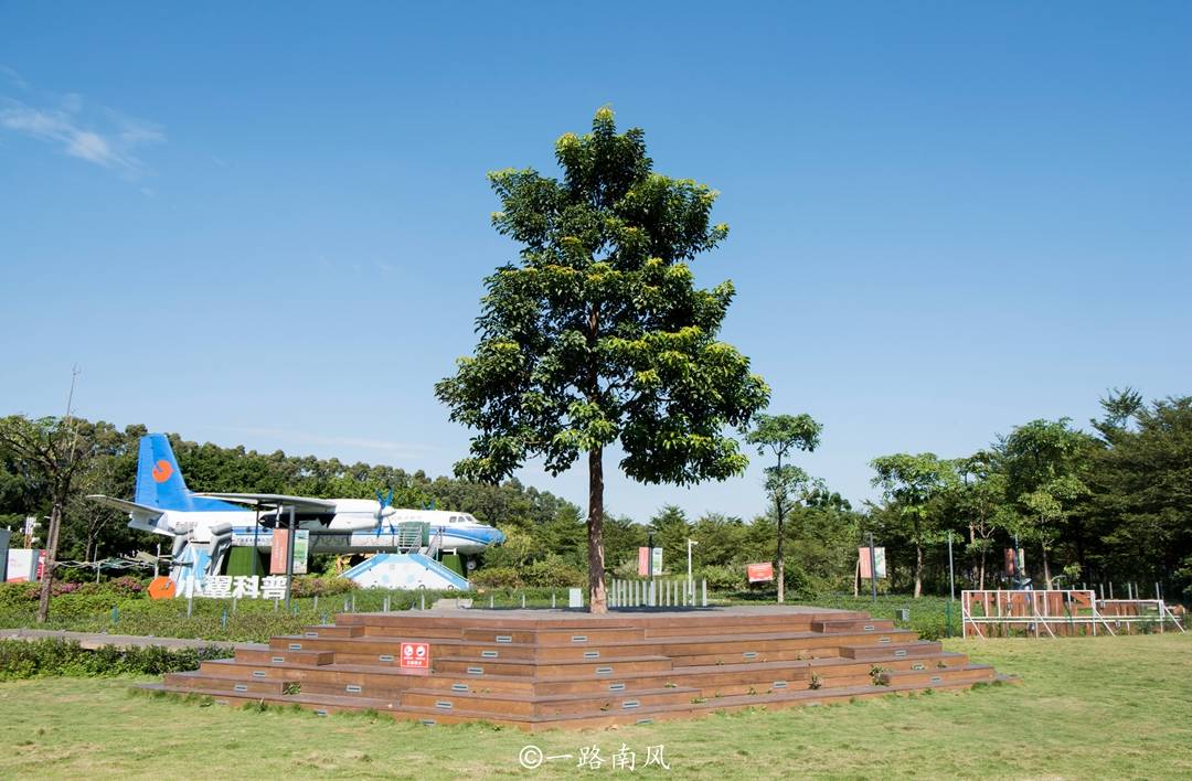 地铁|广州小众文旅小镇，距离机场只有一站地铁，免费开放，游客不多