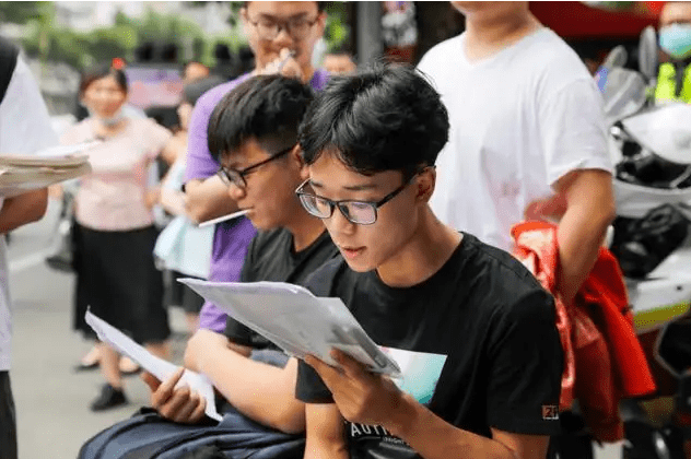 高三理科生模考590分上下能考上985院校吗班主任给出答案