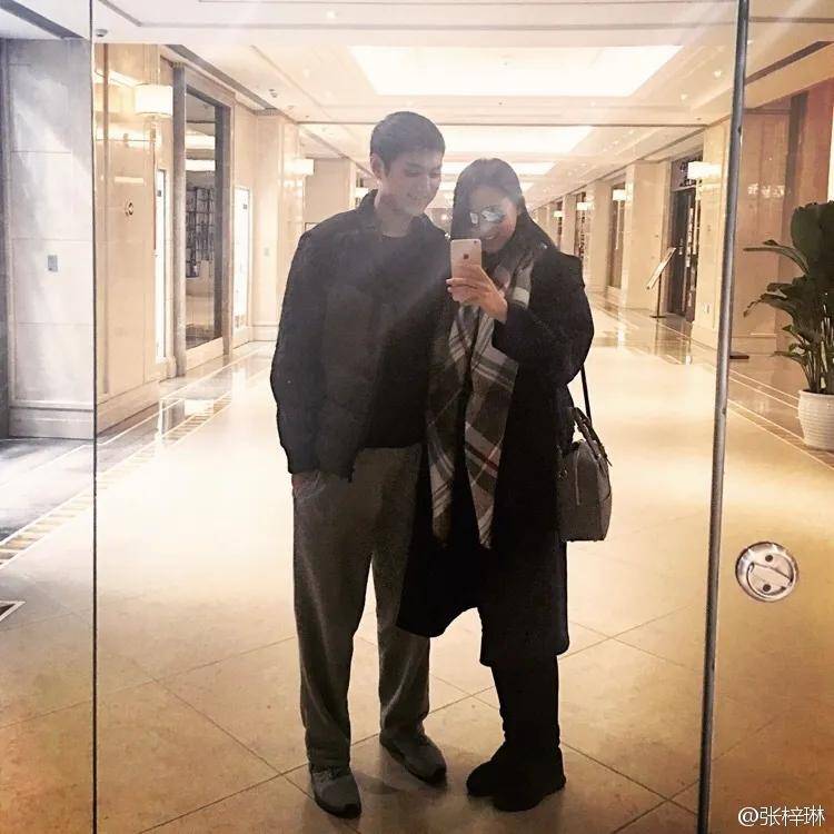 世界小姐张梓琳拒嫁30亿豪门5年生两胎被丈夫宠成了公主