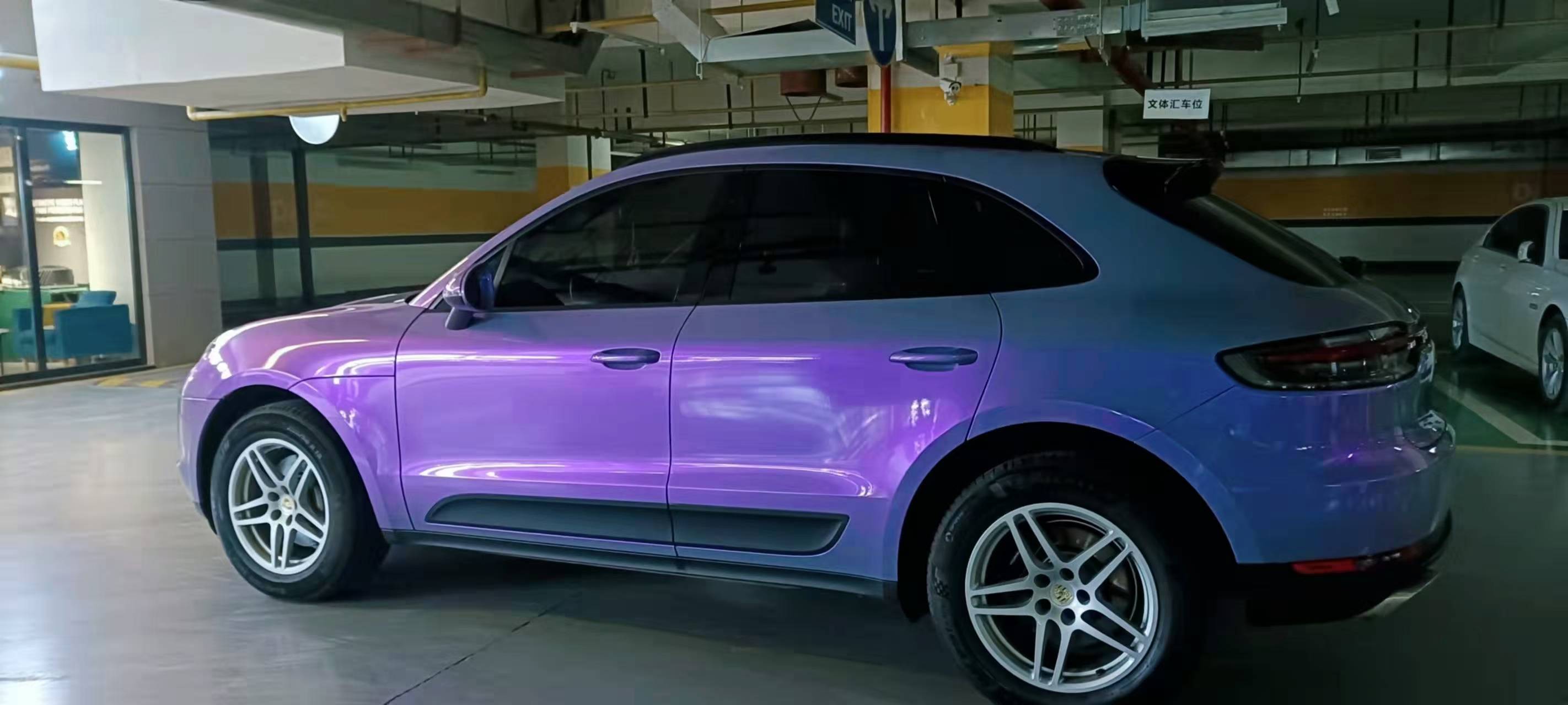 小仙女最爱实锤了保时捷梦幻灰魅紫改色膜菲卡