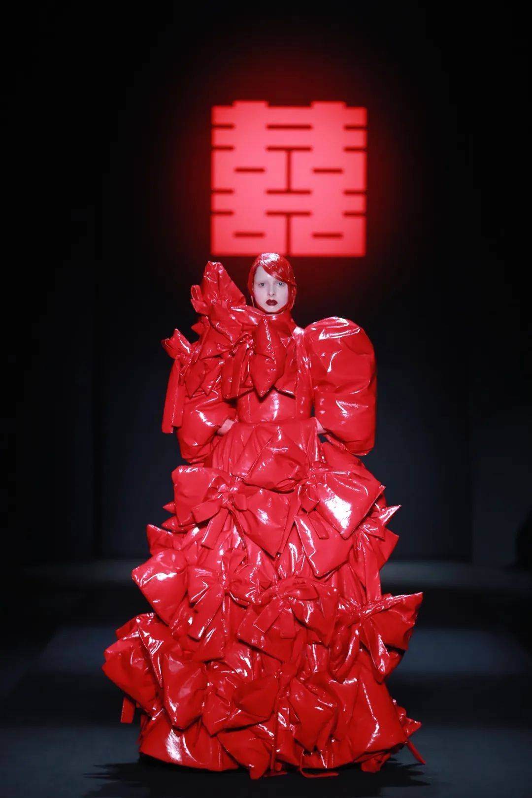 设计 有温度的时尚行为|设计师胡社光受邀出席江汉大学设计学院学术论坛