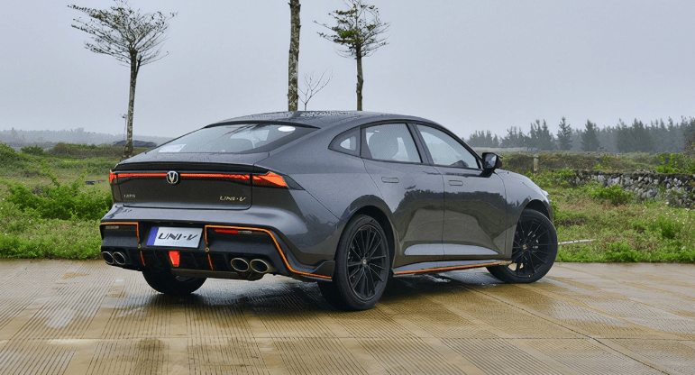 长安uni-v购车攻略:10.89万元起售,哪款配置最超值?_搜狐汽车_搜狐网