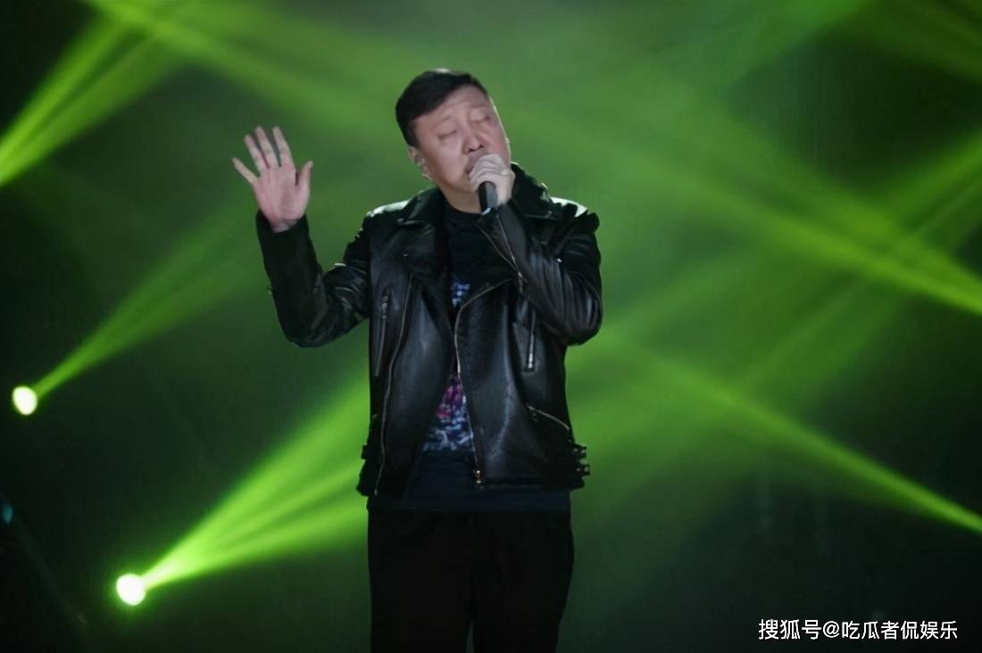 他是国家一级演员,娶小16岁娇妻,结婚14年仍然恩爱如初_韩磊_其其格