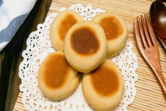 手套|早餐就给孩子做这饼，不用一滴油，养胃易消化，比牛奶营养