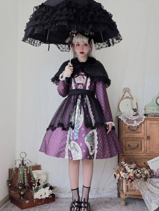 部位 最近火了一种洛丽塔叫“奶奶裙”，单看裙子很老气，穿上身却很美