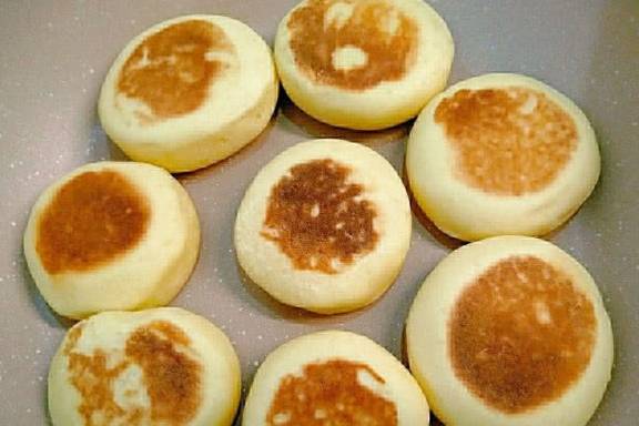 手套|早餐就给孩子做这饼，不用一滴油，养胃易消化，比牛奶营养