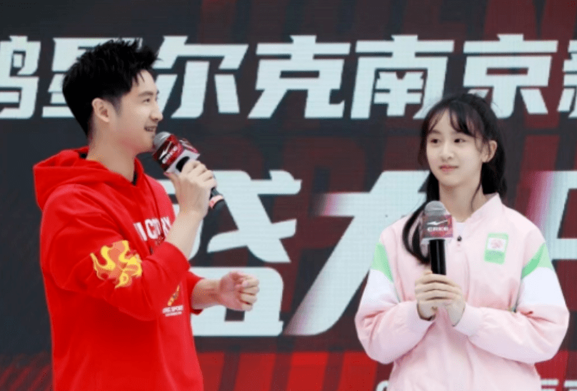 鼻梁梨形鼻却依然好看的女明星：邱天有清冷感，任敏被称作电影脸