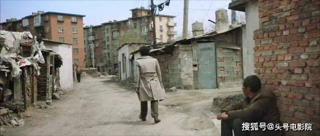 往事|8.8高分戏上新！配角转正，赵红兵回归，《东北往事》还是那狠味