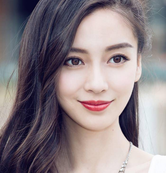 生活31岁Angelababy（杨颖）透露化妆心得，难怪她皮肤这么好！