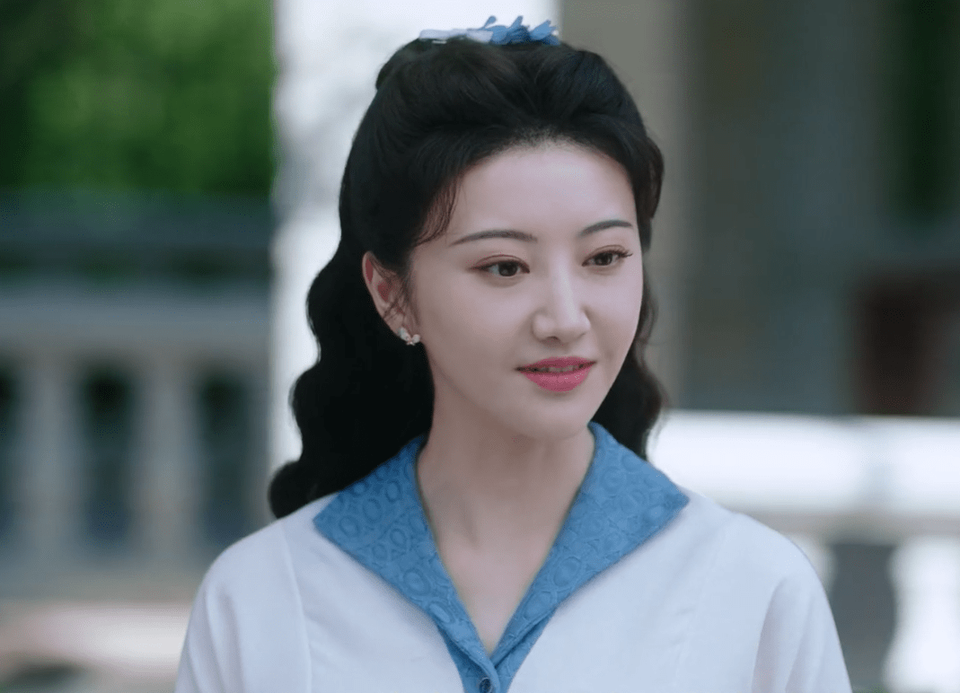 景甜流光之城开播热度低配音不贴脸被嘲造型不如司藤