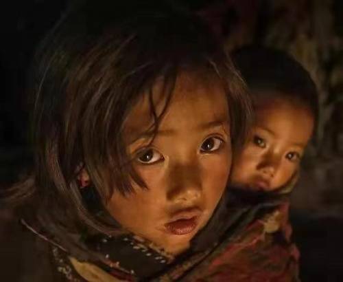 魔术魔术手少帅造型师