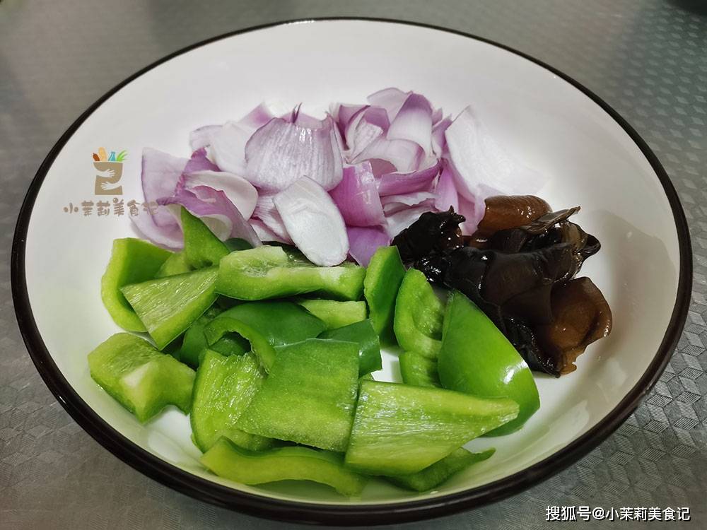 玉米糊|“春食甘，病不沾”，建议春天常吃：3黄2黑2白，应季而食多受益