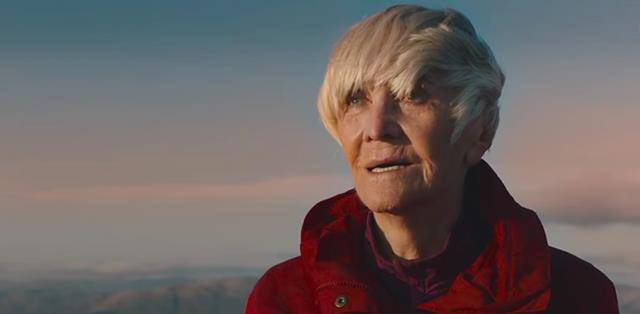 原创这部冷门佳片伊蒂治愈了我的一整年