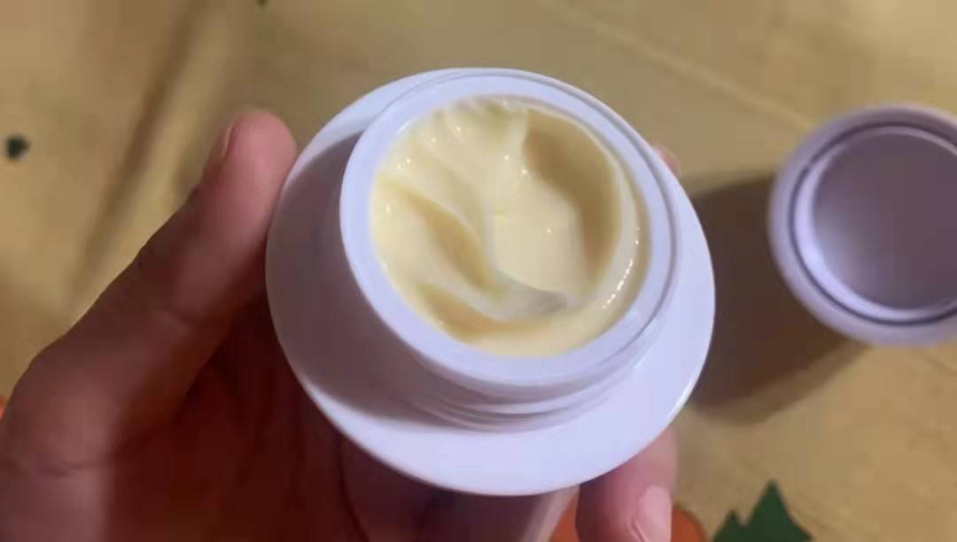 产品哪个牌子的眼霜好用？这4款公认好用的大牌眼霜，都可以“盲买”