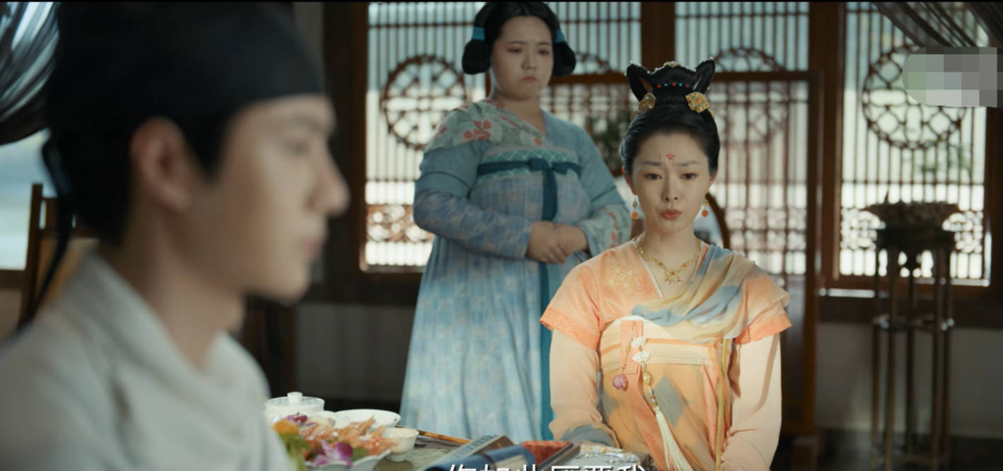 宋轶|《风起洛阳》首播:王一博鼻子透光、秀面瘫演技,咏梅演女皇憔悴!