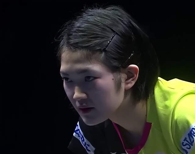 3:0横扫对手,晋级八强;杨晓欣3:0横扫斯佐科斯,优势明显;加藤美优和