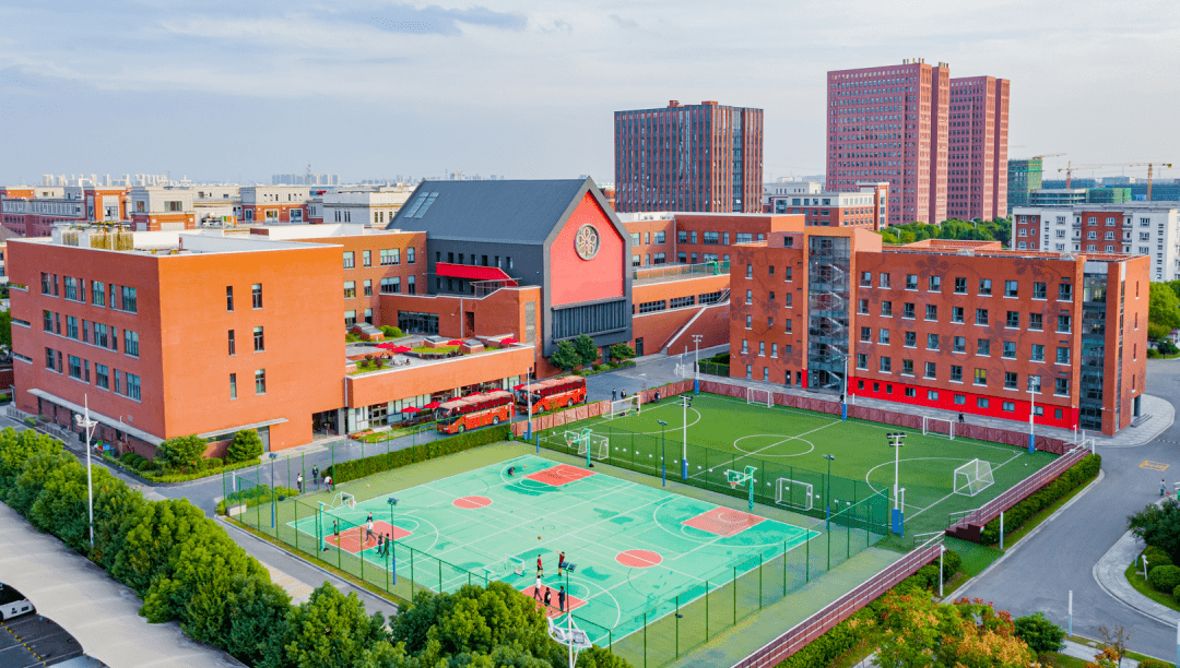 百校百问苏州工业园区德威联合书院学生亲述在校体验