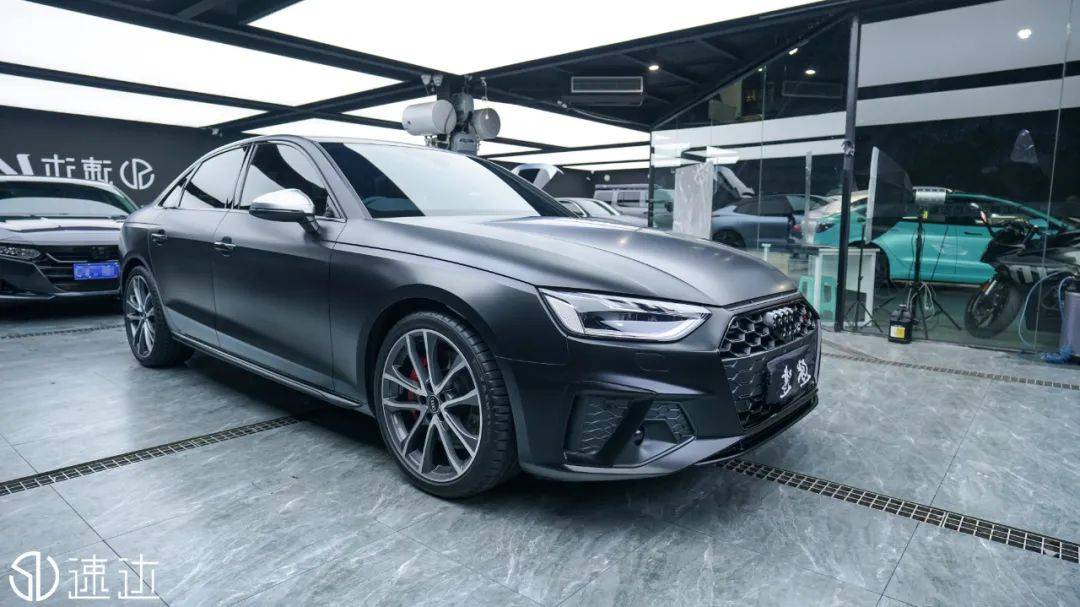 奥迪s4装贴威固matte哑光车衣