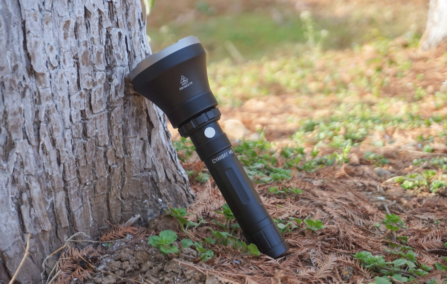 红白绿三色变光狩猎手电cyanskyh5