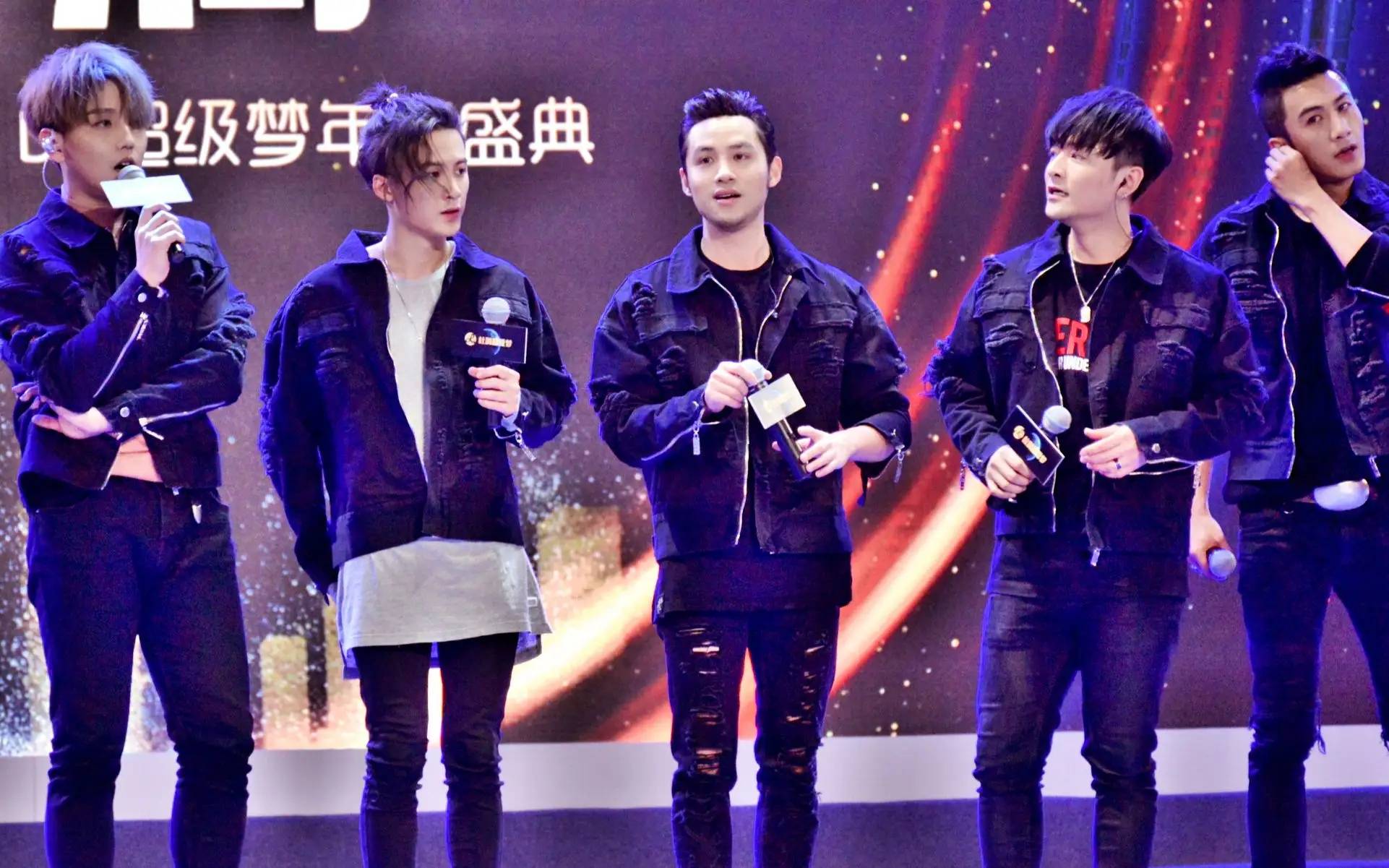 "归国四子"却好像越来越困难了_偶像_mic男团_中国