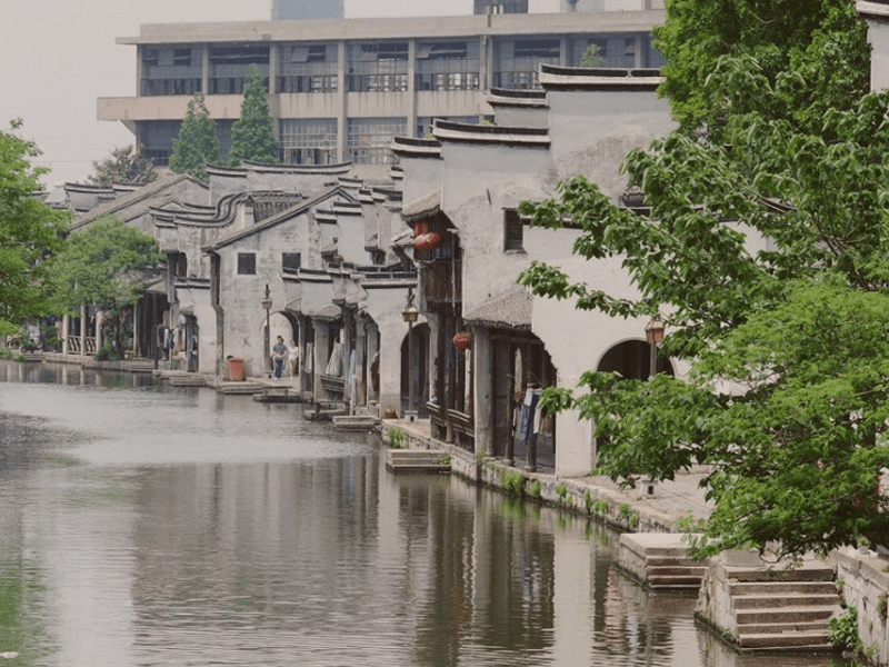 藏于浙江七百年的古镇，独有中西合璧风格，曾是江南最富庶的地方