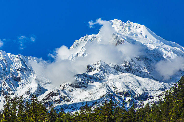 甘孜冷门景点，被称“蜀山之王”，登山环境恶劣，致死率远超珠峰