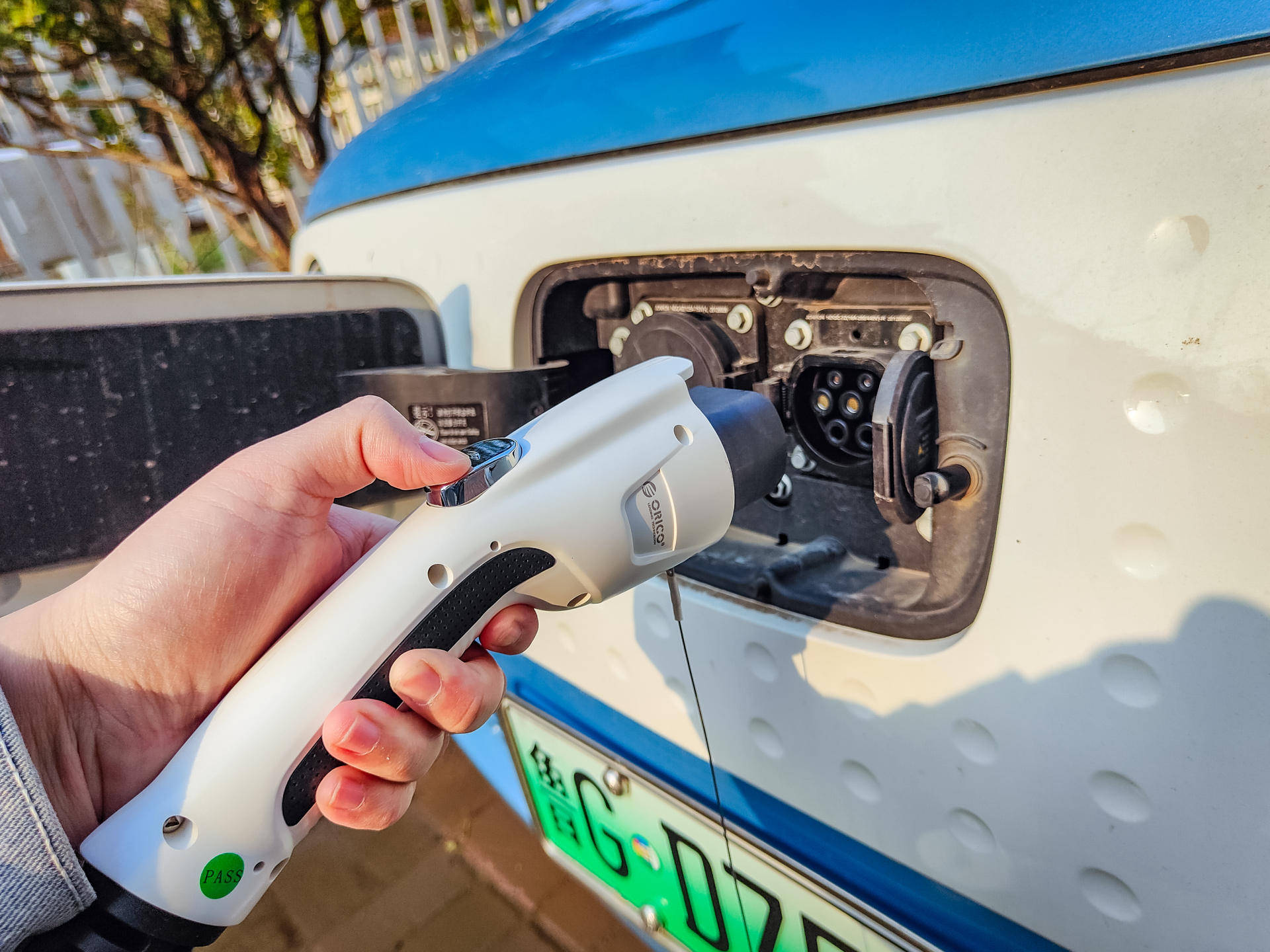 随时随地安心充orico奥睿科cd16便携式充电枪