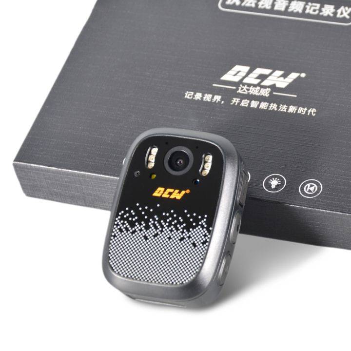 d11设计有多功能接口,可拓展多种外接设备,包括红外摄像头,纽扣摄像头