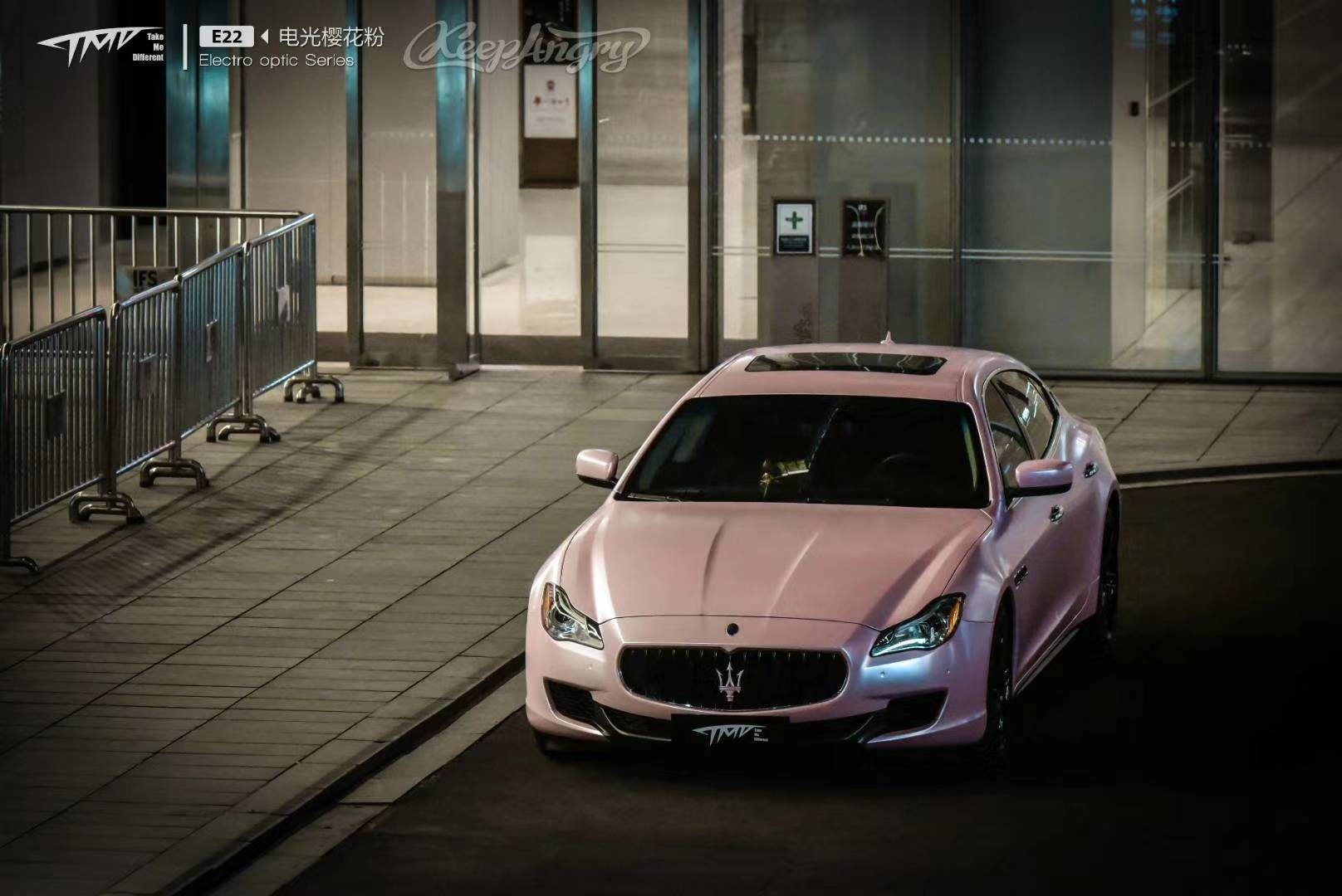 优雅又不失率真,玛莎拉蒂吉博力电光樱花粉改色膜 tmd潮牌_take_电光