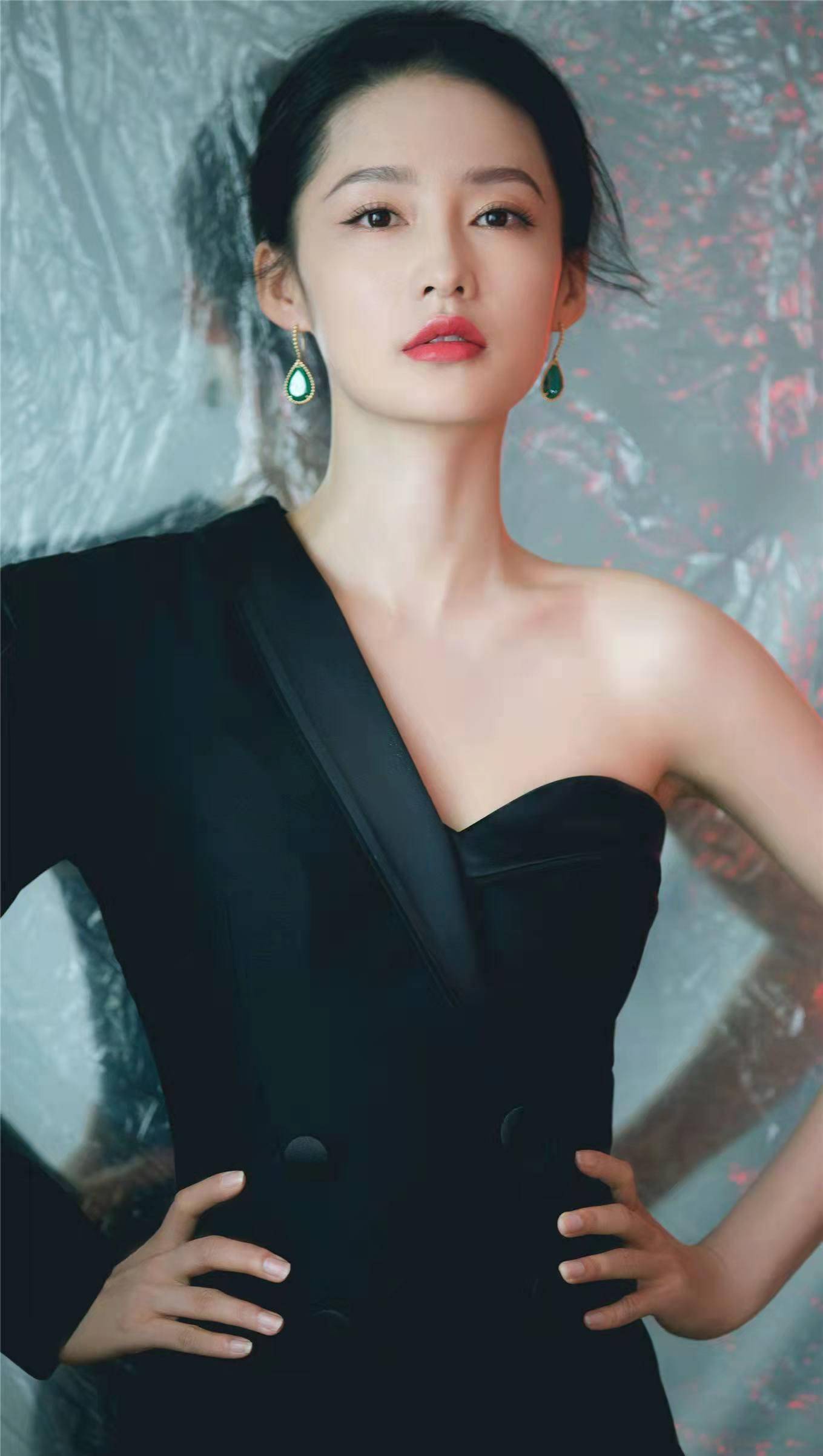 中国当红10大美女明星,你有什么不同看点吗?欢迎留言.