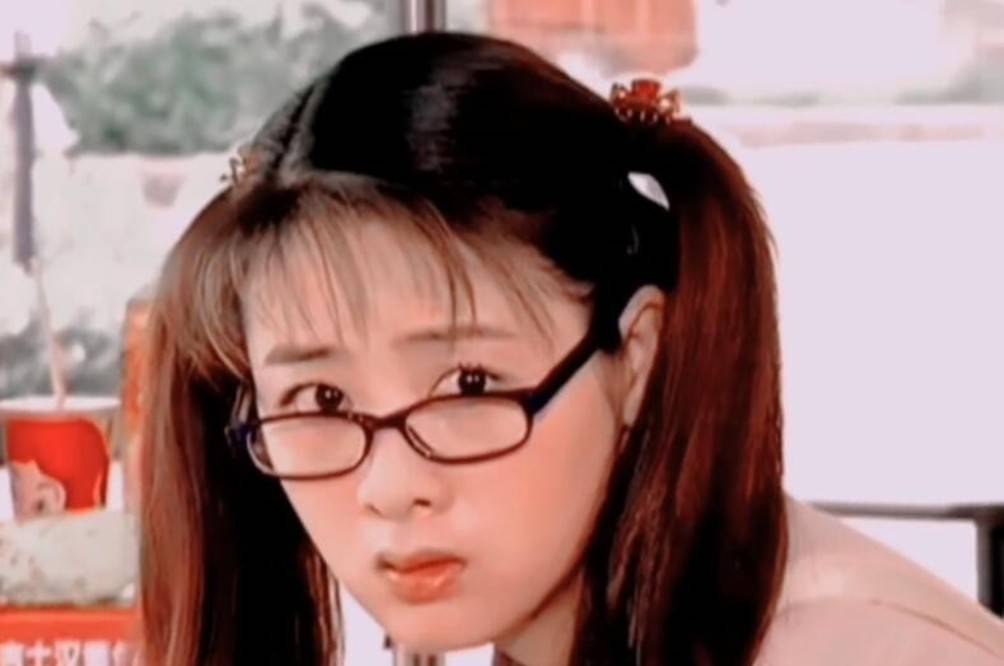 6位樱桃小嘴女星有人被夸古典美有人却被嘲小鸡嘴不好看